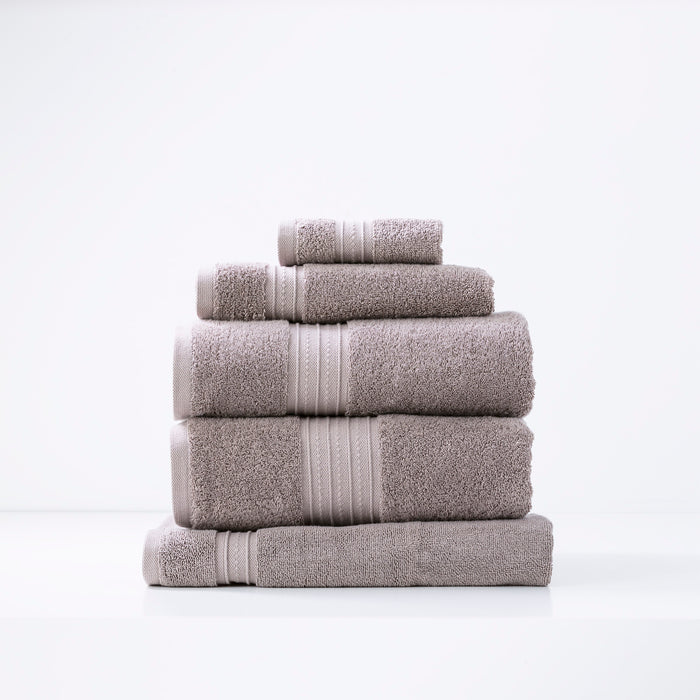 Brentwood 650 GSM Low Twist 5 Piece Gray Mist Bath Sheet by Renee Taylor