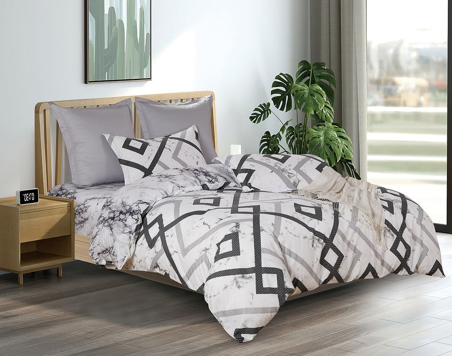 Ashwin Queen Size Quilt Doona Duvet Cover Set